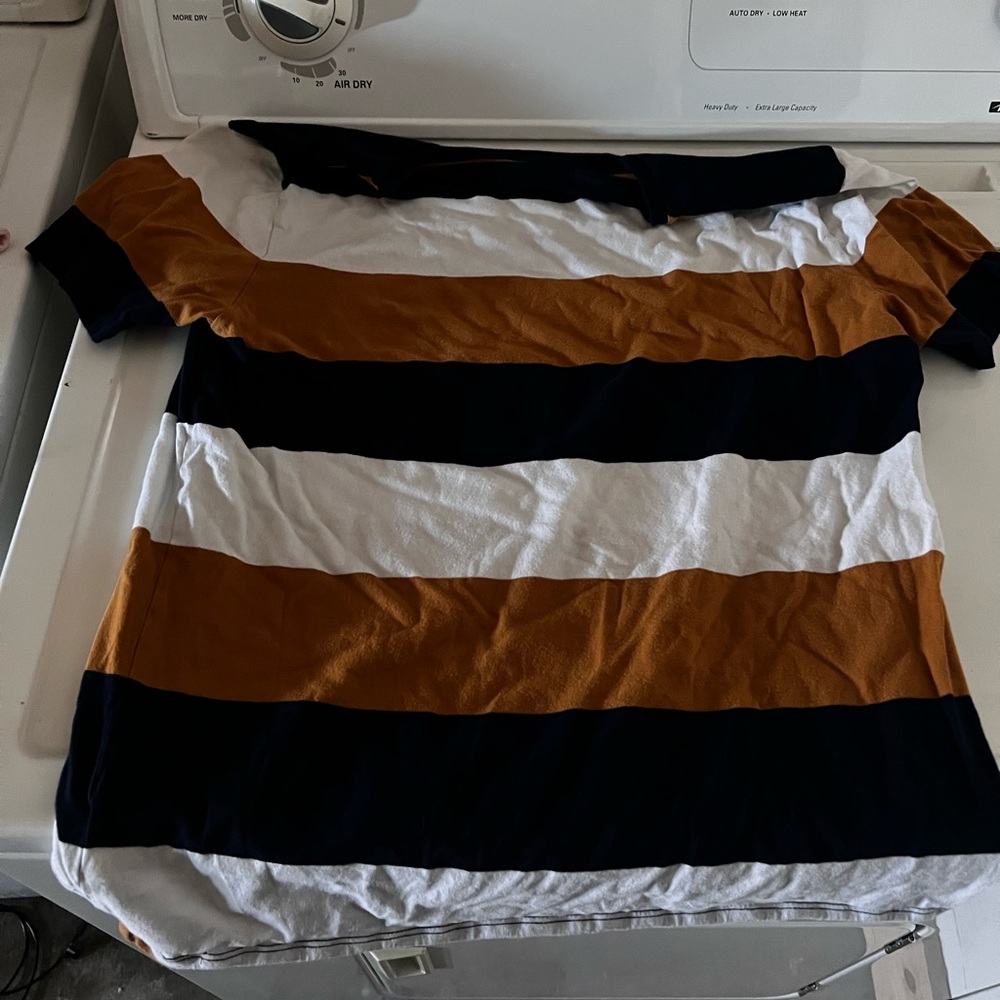 Old Navy dress t shirt
